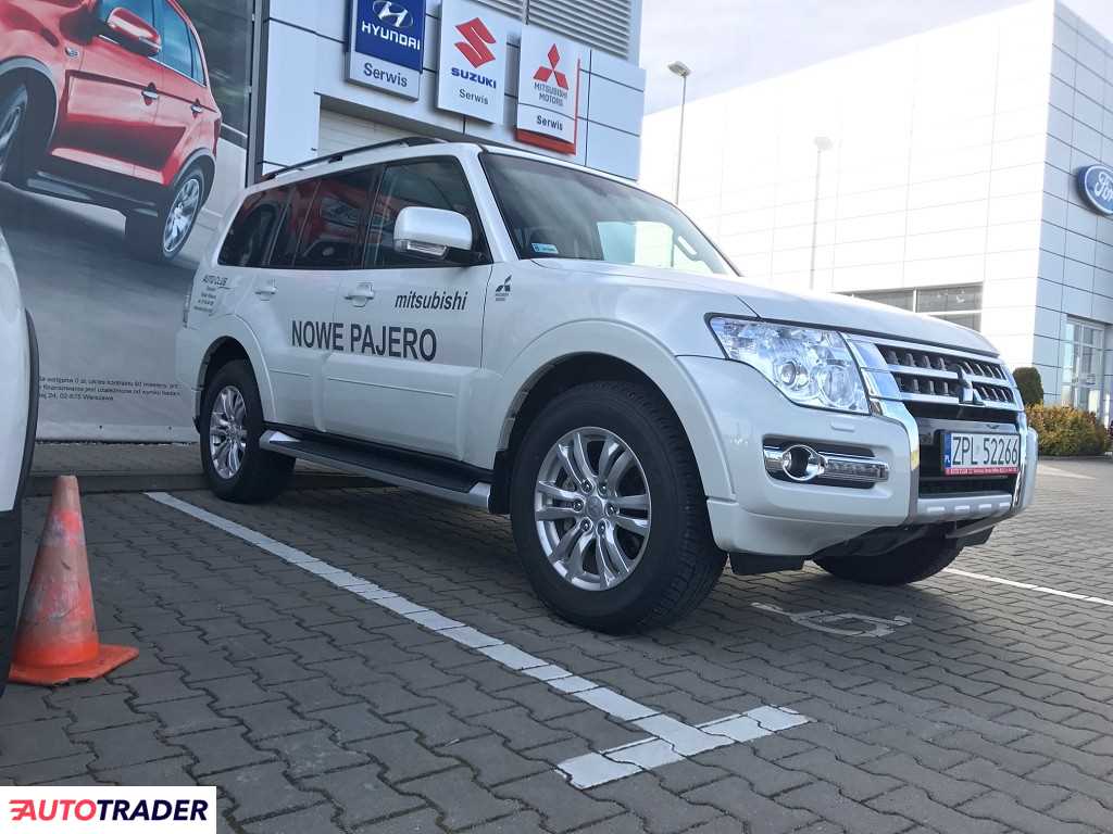 Mitsubishi Pajero 2016 3.2 190 KM Mitsubishi Pajero 2016 3.2 190 KM
