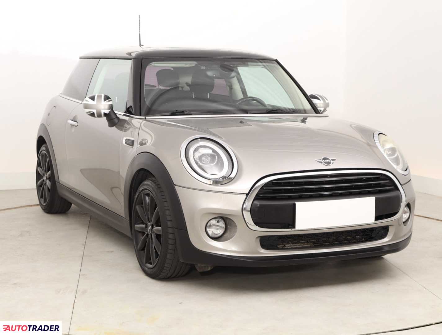 Mini Cooper 2018 1.5 134 KM