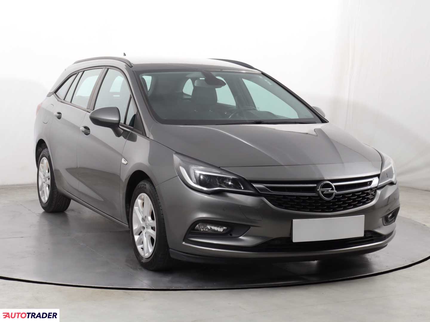 Opel Astra 2017 1.4 123 KM