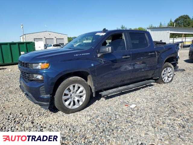 Chevrolet Silverado 2021 4