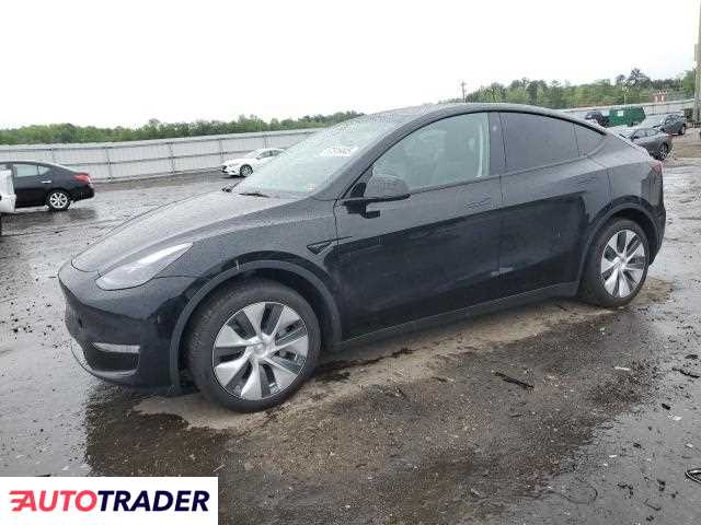 Tesla Model Y 2023 Tesla Model Y 2023