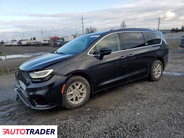 Chrysler Pacifica 2021 3