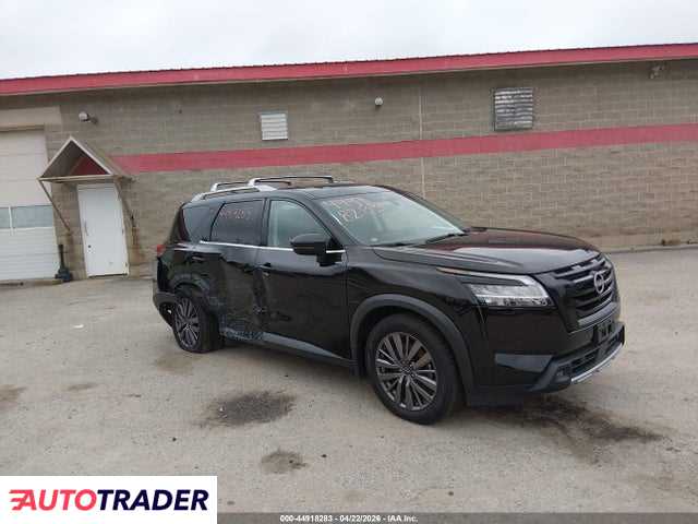Nissan Pathfinder 2023 3