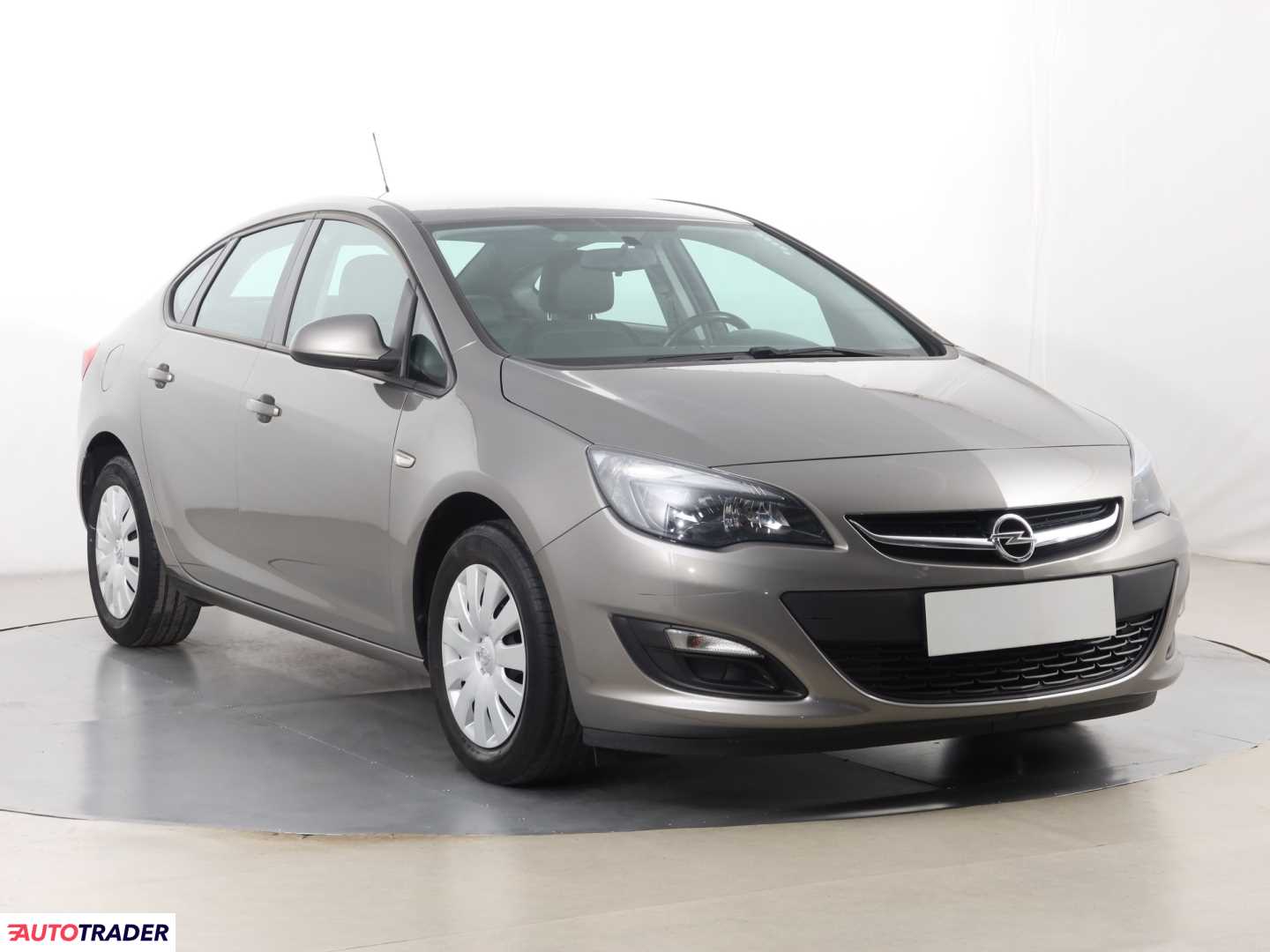 Opel Astra 2017 1.6 113 KM