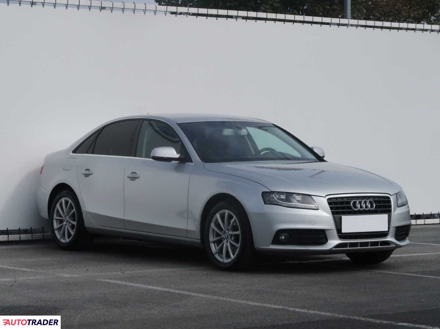Audi A4 2010 2.0 140 KM Audi A4 2010 2.0 140 KM