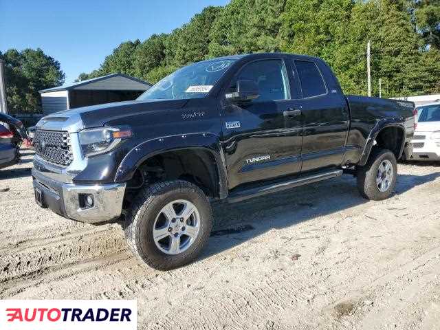 Toyota Tundra 2021 5