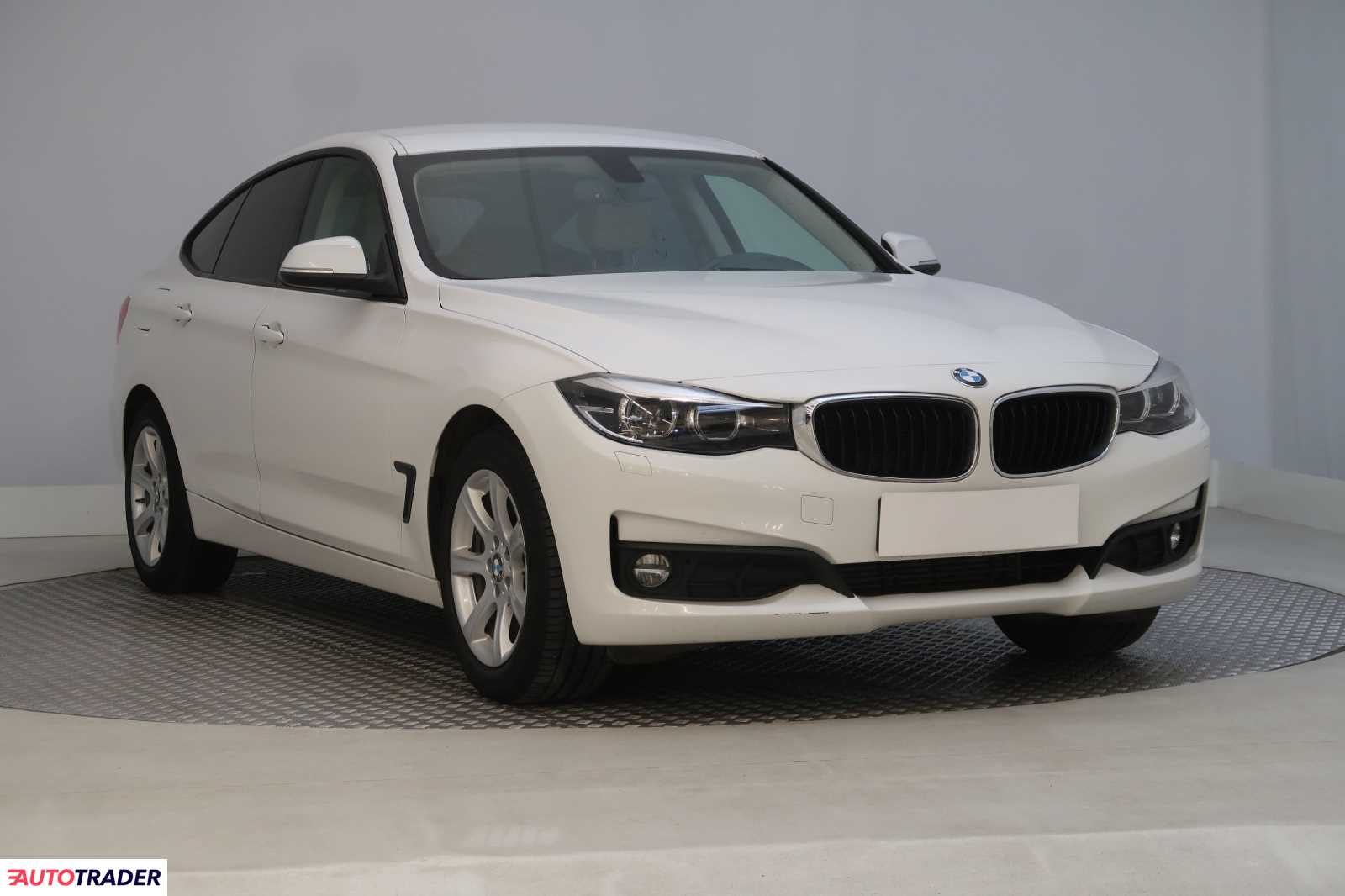 BMW 318 Gran Turismo 2018 2.0 147 KM