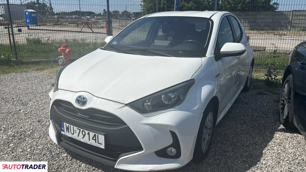 Toyota Yaris 2021 1.5 116 KM