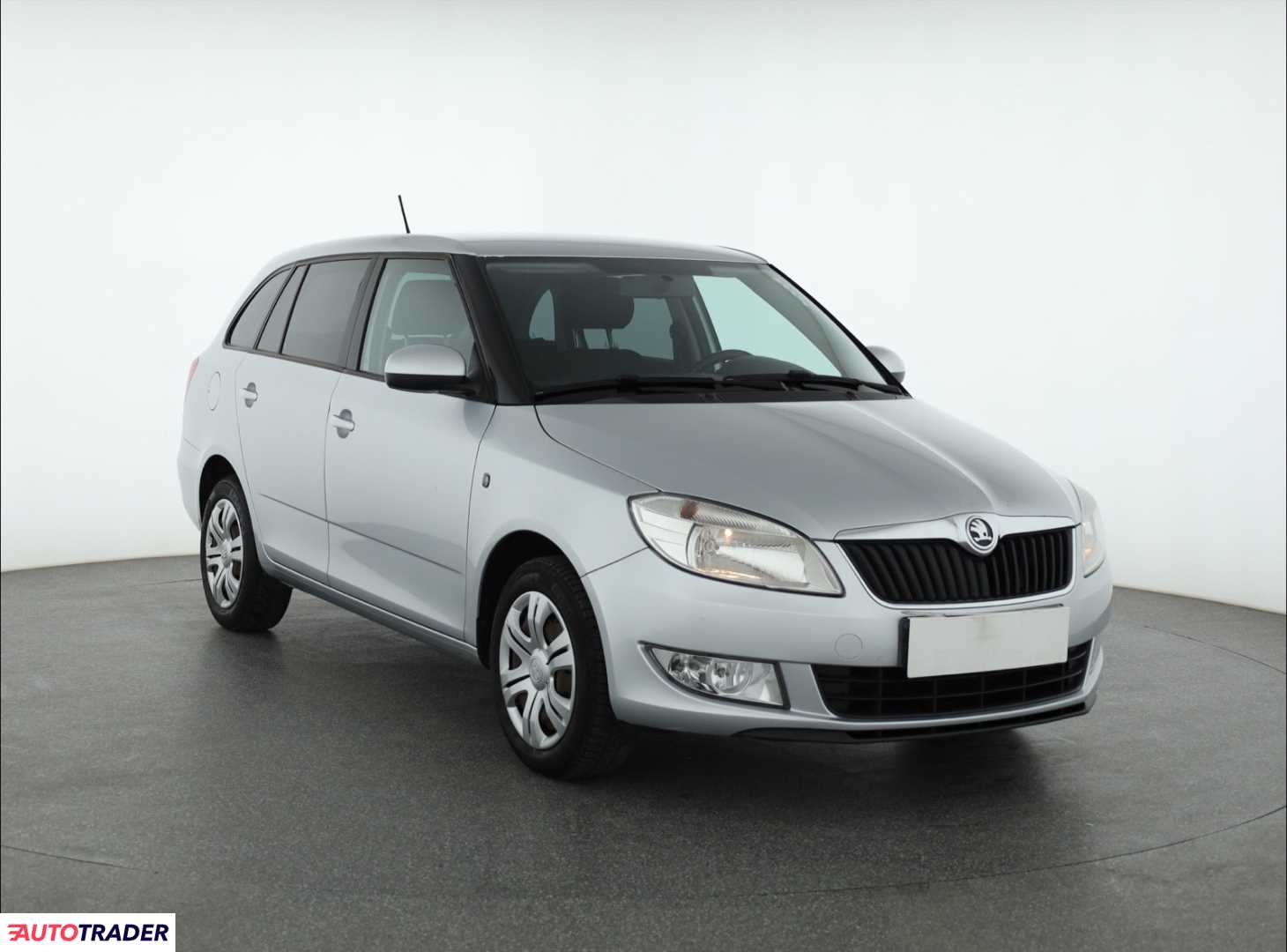 Skoda Fabia 1.2 103 KM 2014r. (Piaseczno)