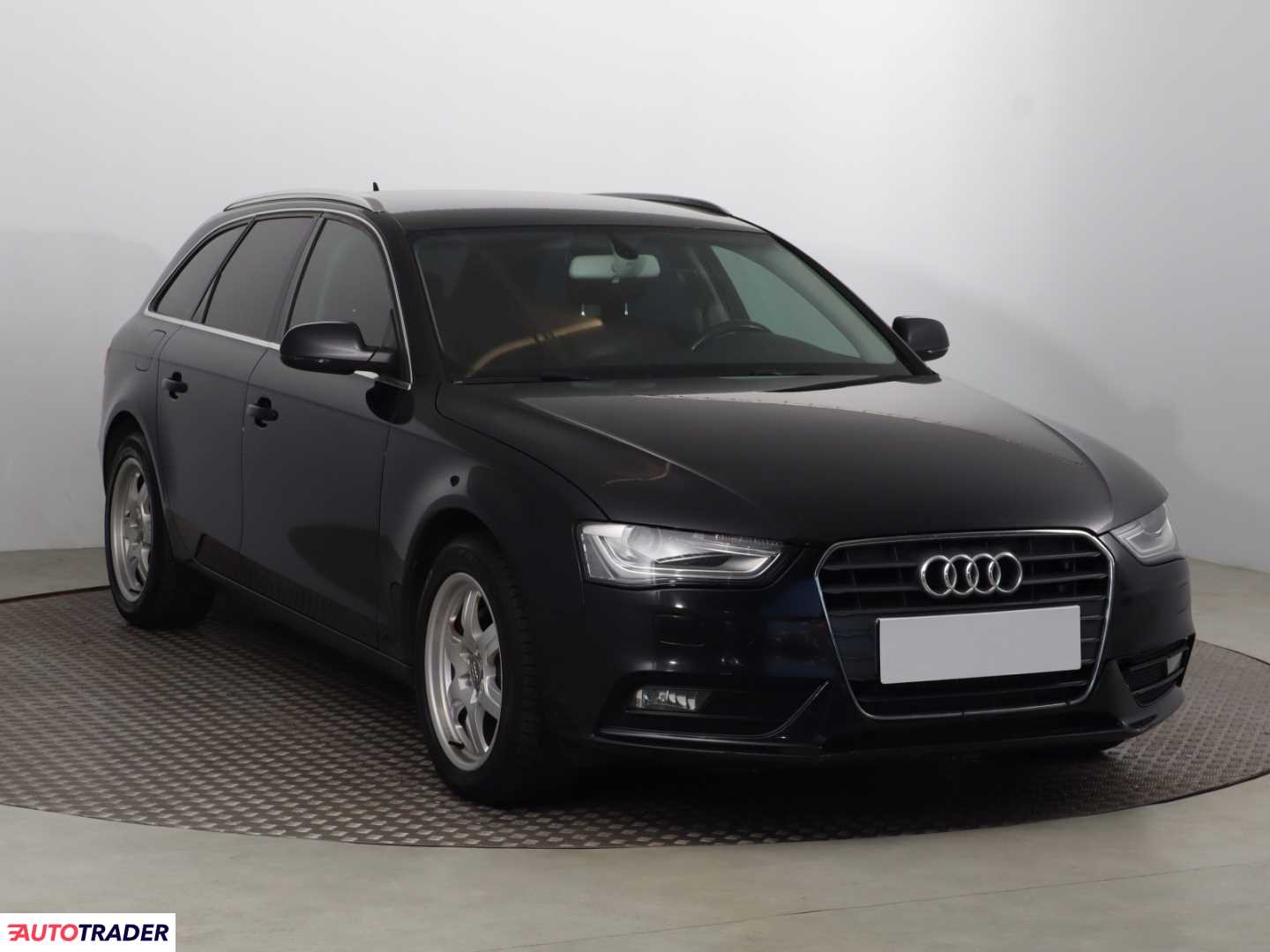 Audi A4 2014 2.0 147 KM