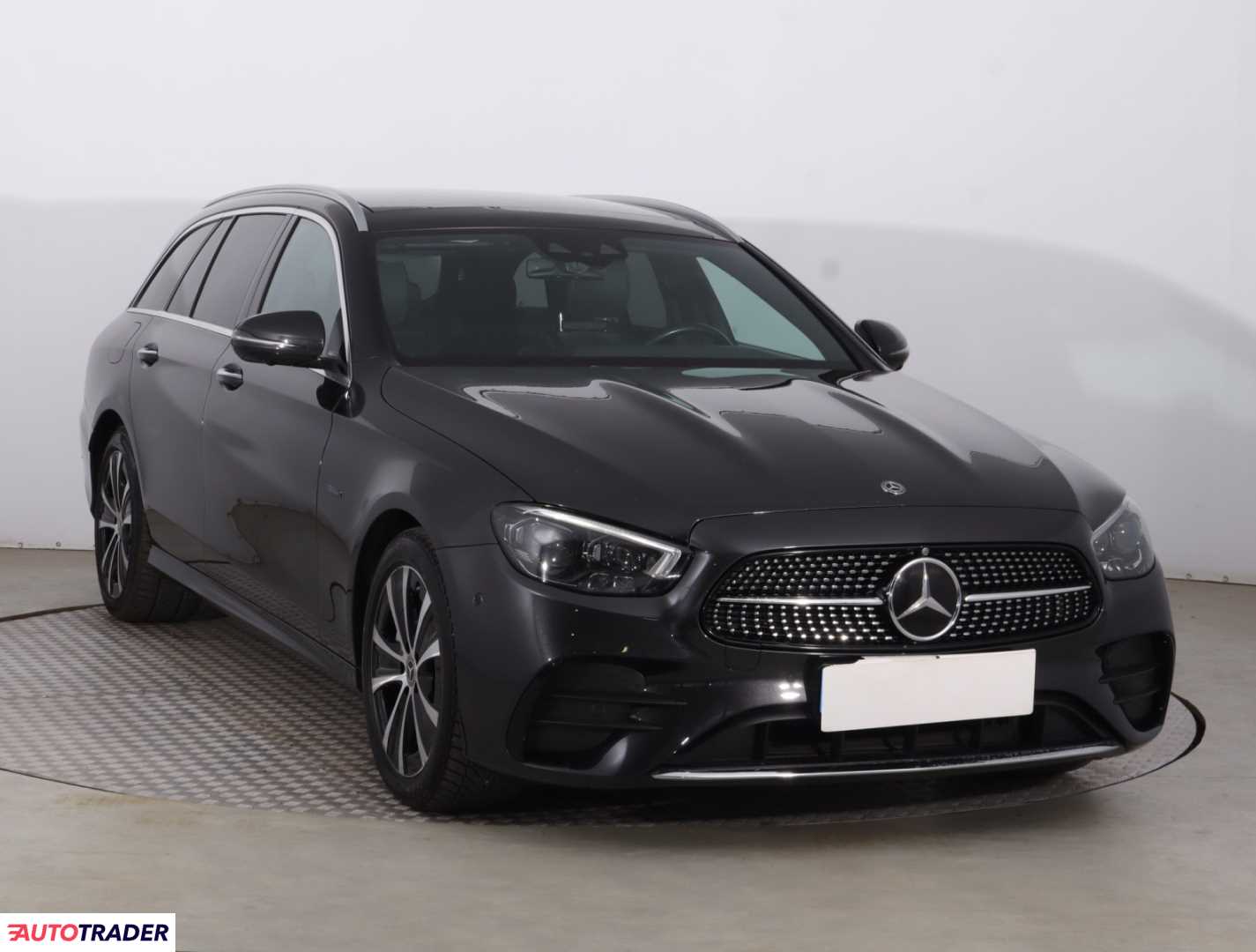 Mercedes E-klasa 2020 2.0 301 KM