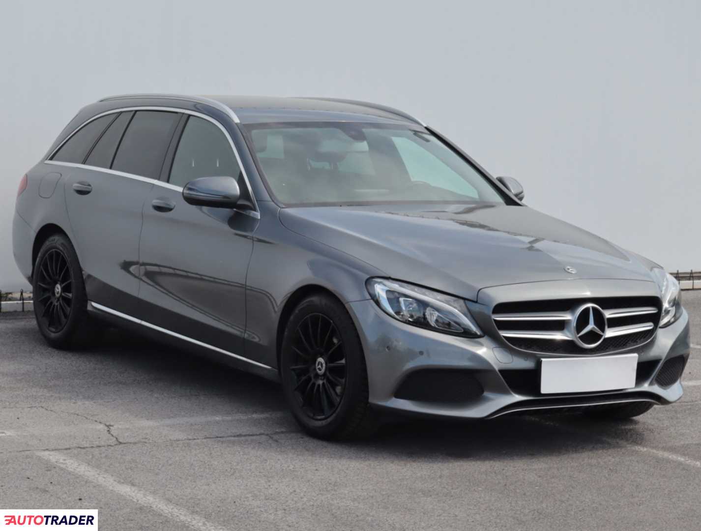 Mercedes C-klasa 2018 1.6 113 KM