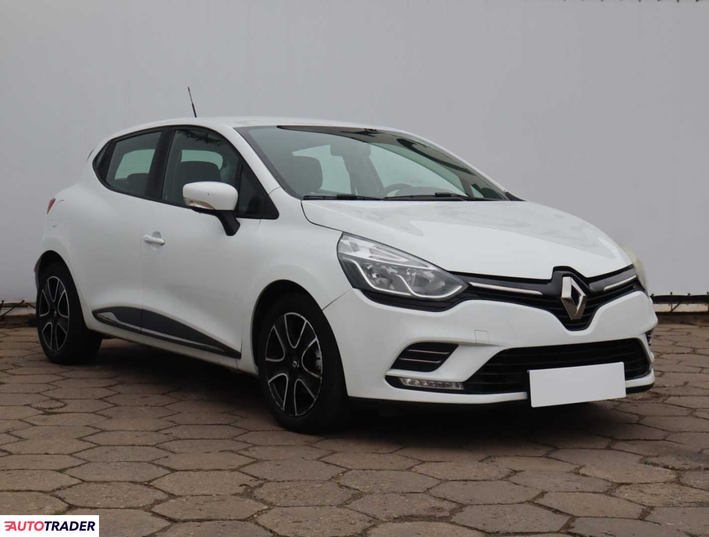 Renault Clio 2017 1.1 72 KM