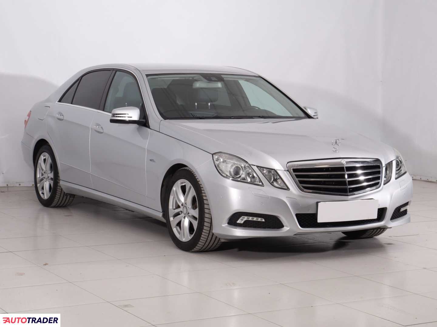 Mercedes E-klasa 2010 1.8 181 KM
