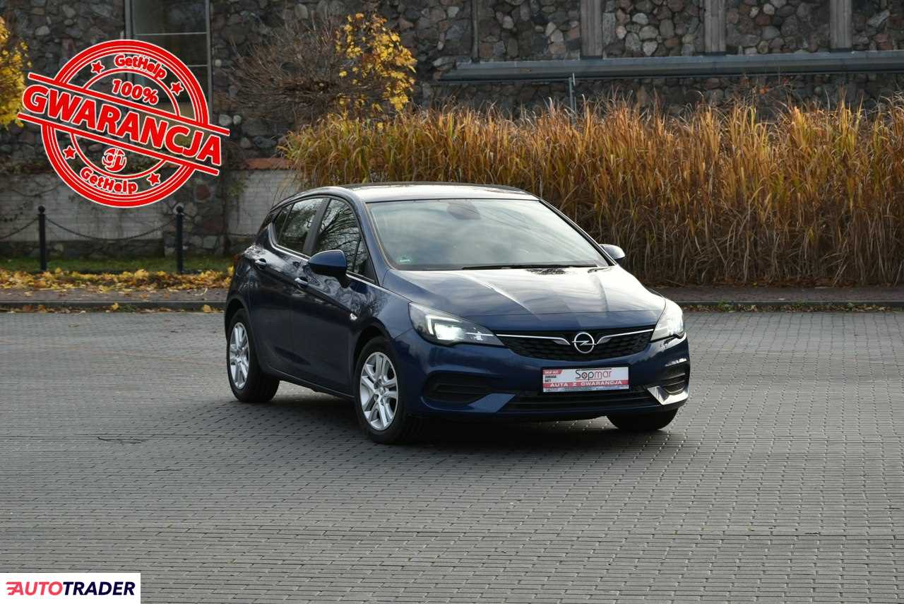 Opel Astra 2020 1.2 110 KM
