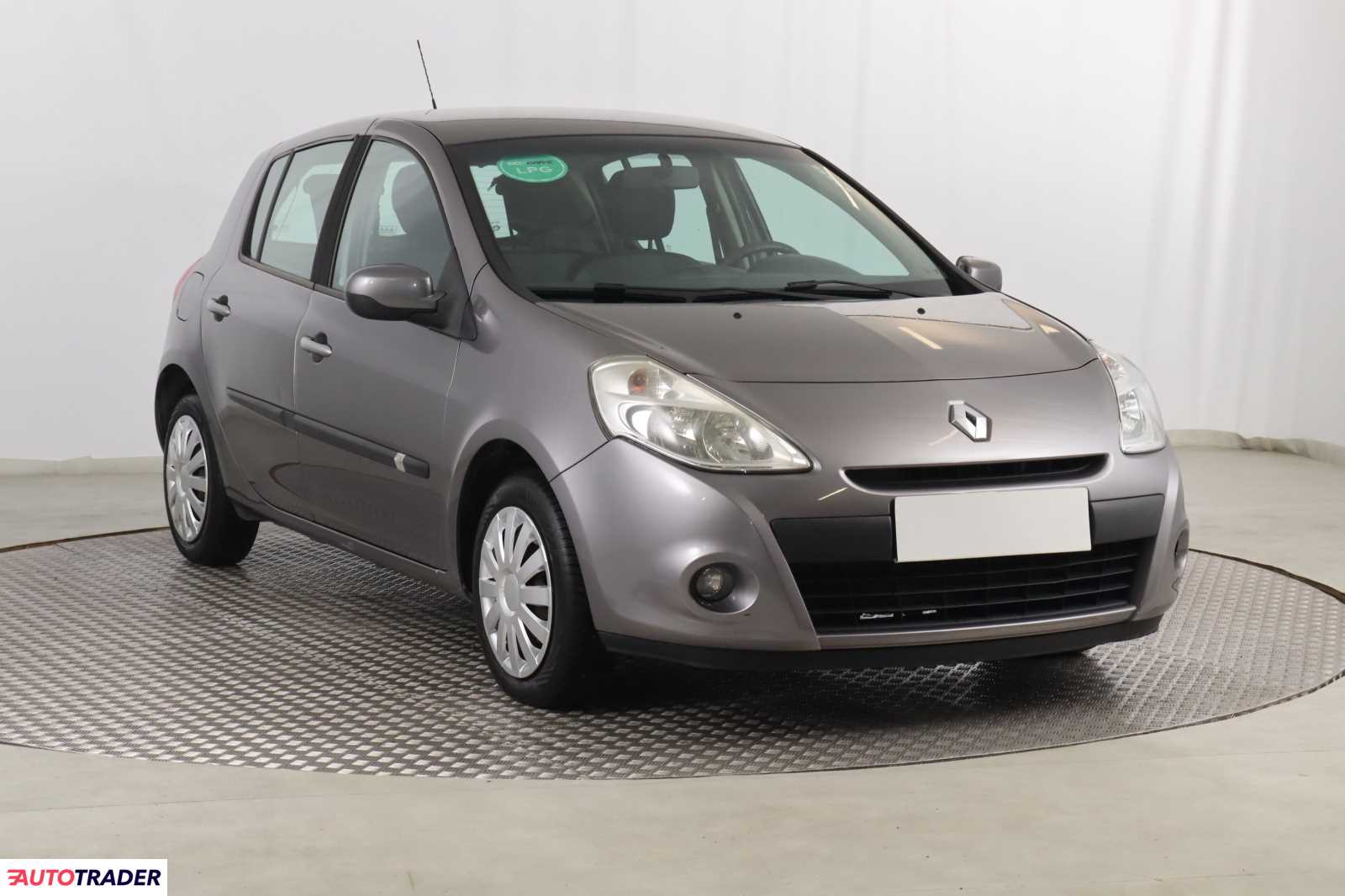 Renault Clio 2010 1.1 73 KM Renault Clio 2010 1.1 73 KM