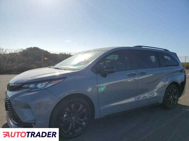 Toyota Sienna 2025 2