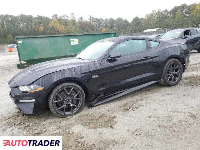 Ford Mustang 2021 5