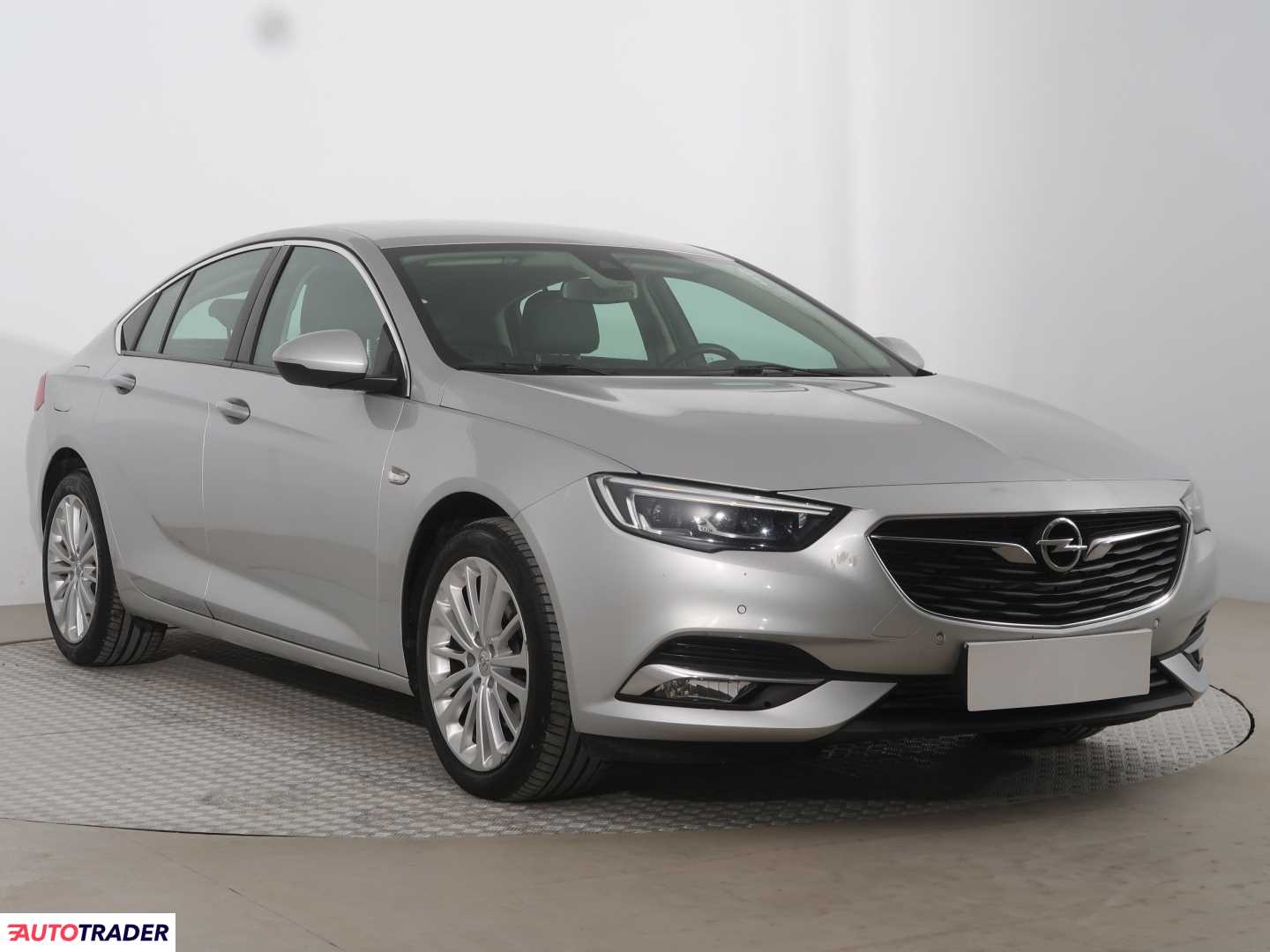 Opel Insignia 2.0 206 KM 2020r. (Piaseczno)