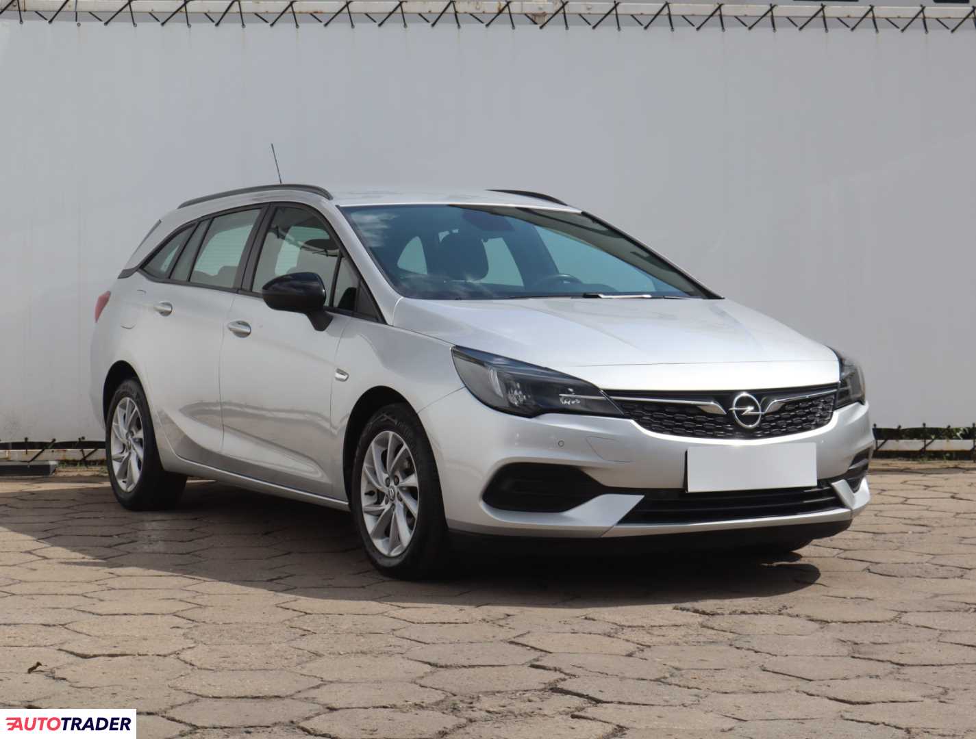 Opel Astra 2021 1.2 108 KM