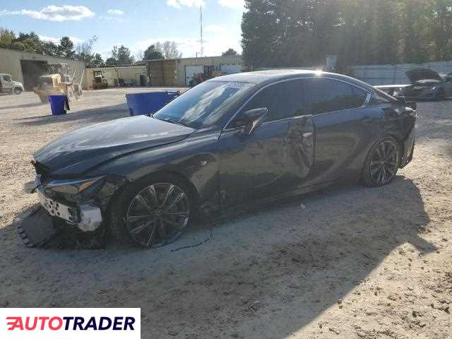 Lexus IS 2024 3