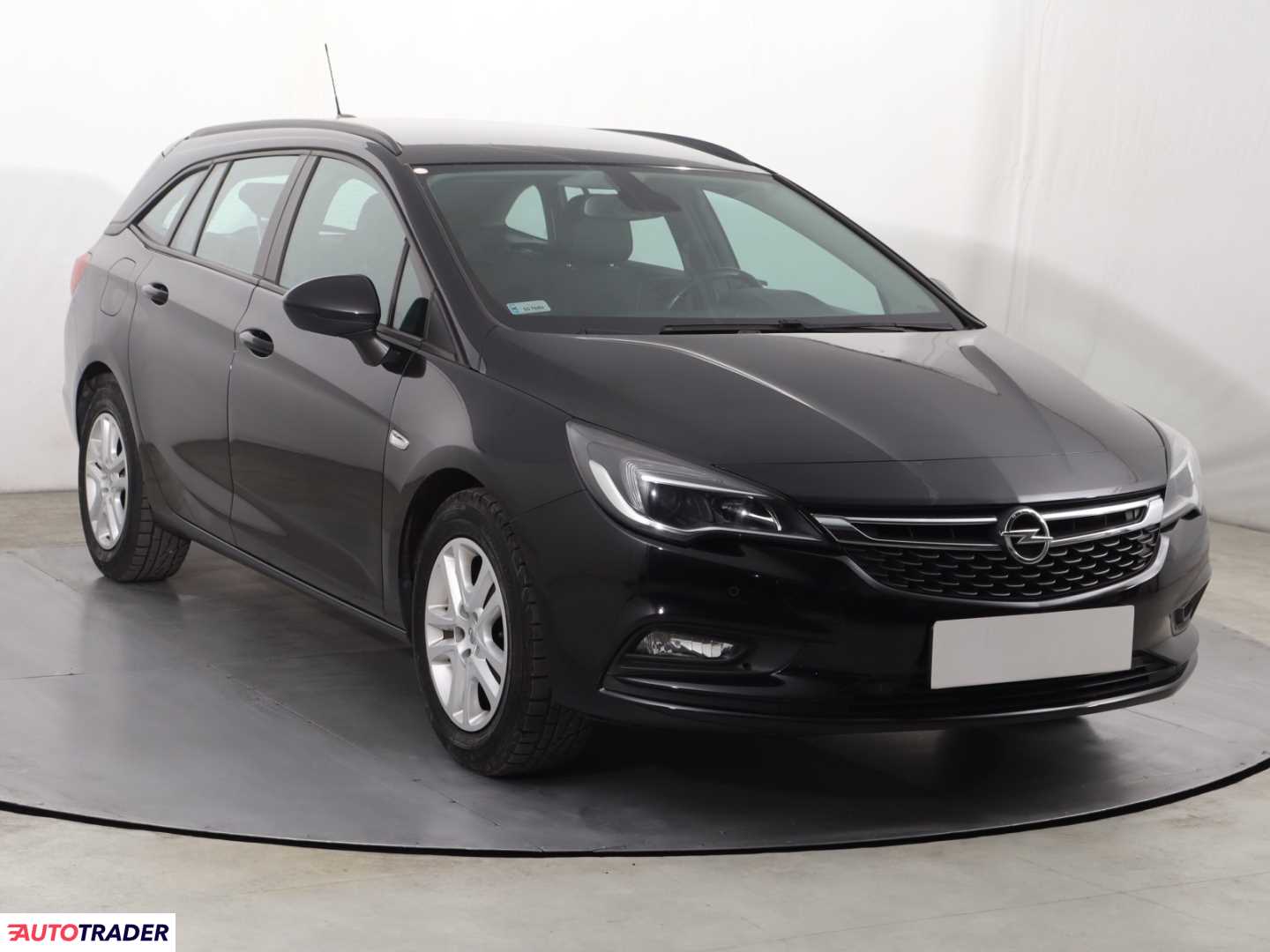 Opel Astra 2017 1.6 134 KM