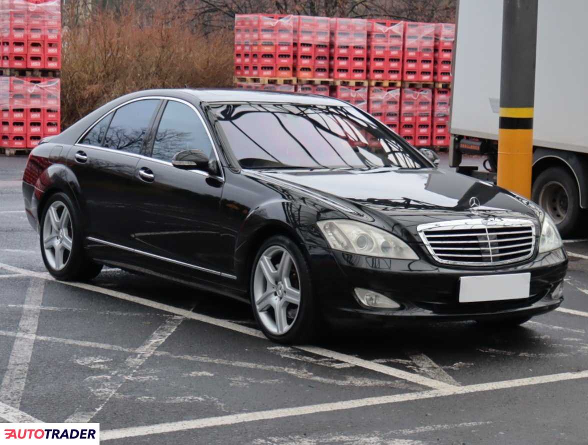Mercedes S-klasa 2007 4.0 315 KM