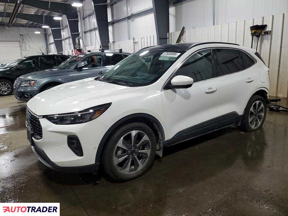 Ford Escape 2024 2