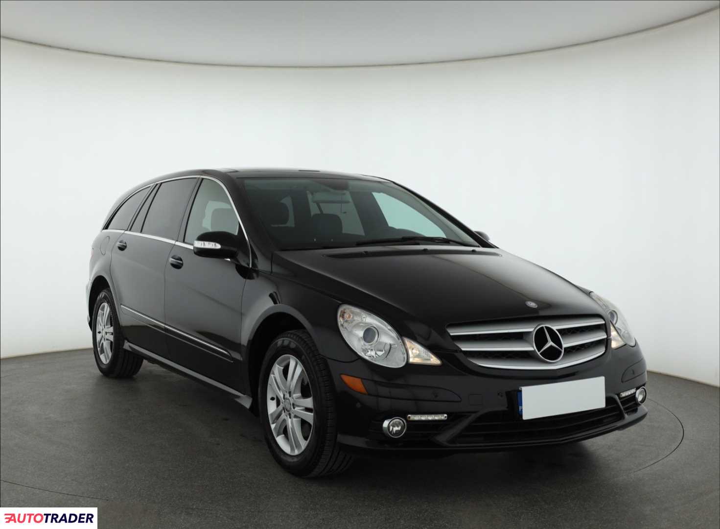 Mercedes R-klasa 2008 3.0 221 KM