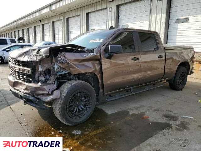 Chevrolet Silverado 2019 4