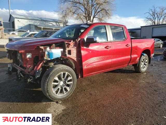 Chevrolet Silverado 5.0 benzyna 2021r. (ALBUQUERQUE)