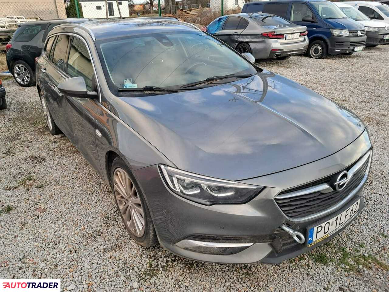 Opel Insignia 2.0 diesel 170 KM 2017r. (Komorniki)