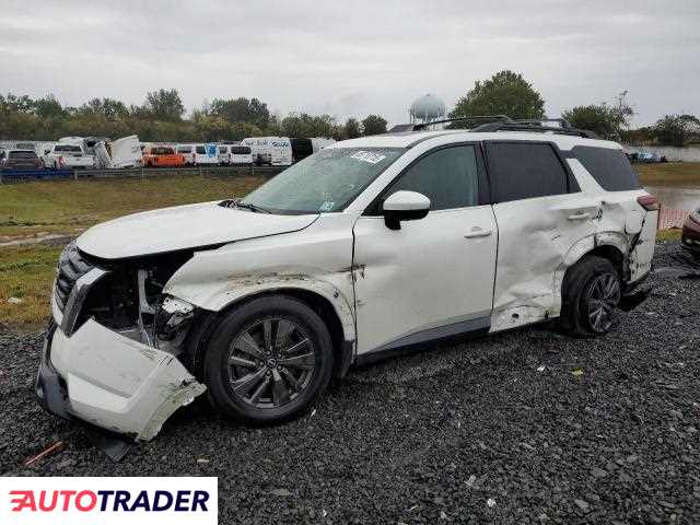 Nissan Pathfinder 2022 3