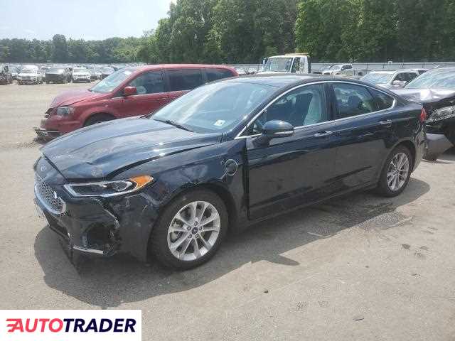 Ford Fusion 2.0 hybrydowy 2020r. (GLASSBORO)