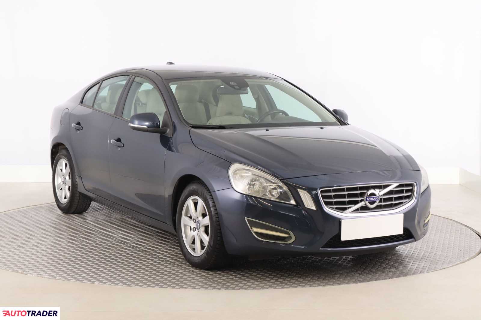 Volvo S60 2010 2.0 160 KM