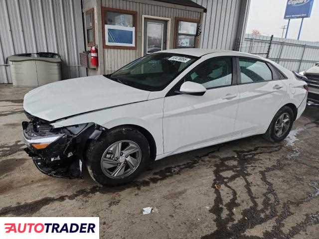 Hyundai Elantra 2025 2