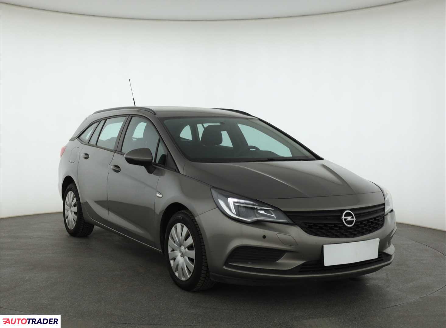 Opel Astra 2016 1.6 108 KM