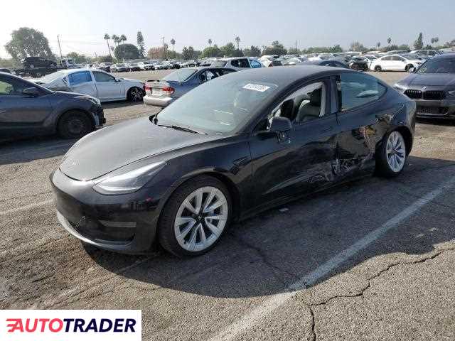 Tesla Model 3 2022