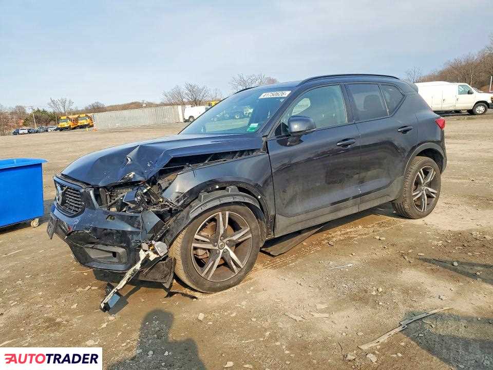 Volvo XC40 2021 2