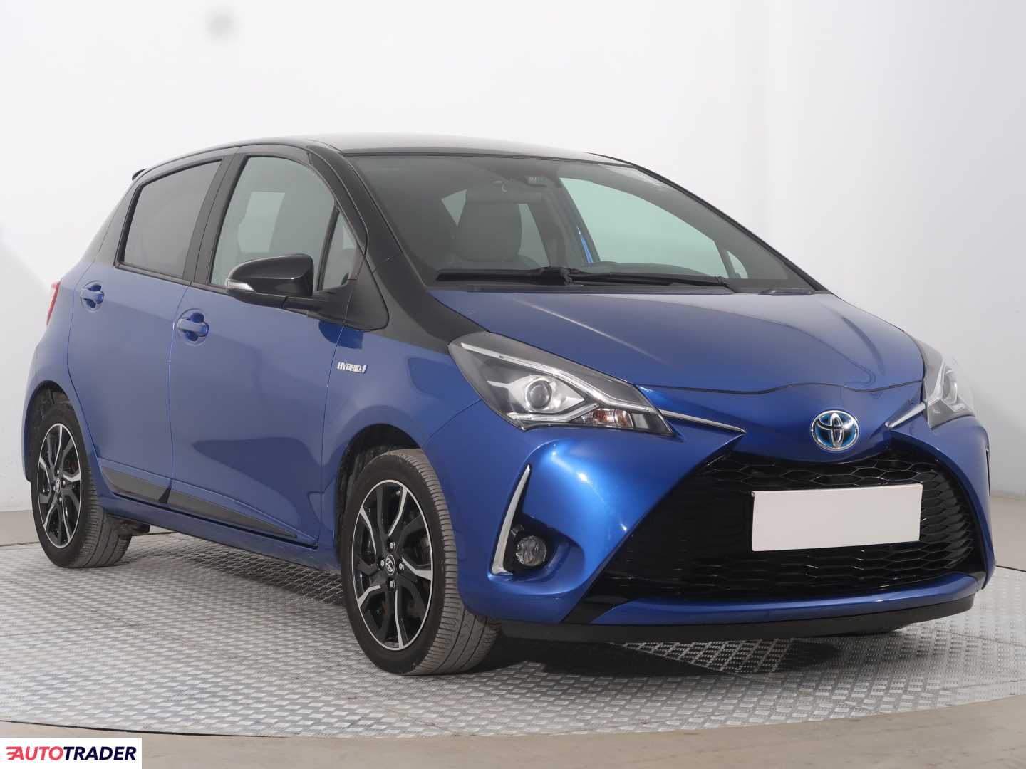 Toyota Yaris 2017 1.5 97 KM