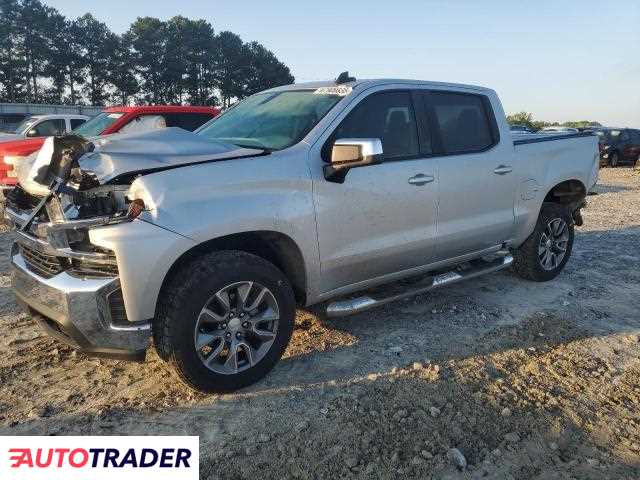 Chevrolet Silverado 2020 5