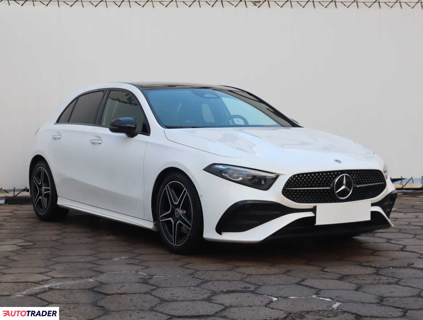 Mercedes A-klasa 2023 1.3 160 KM