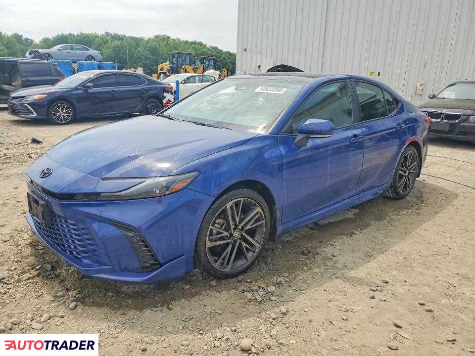 Toyota Camry 2025 2