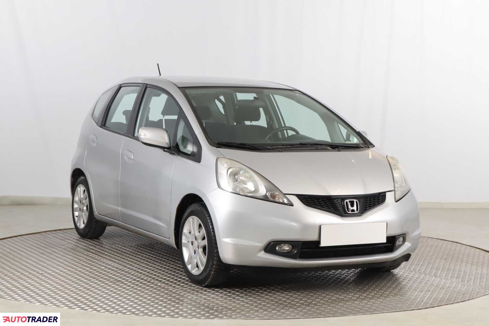 Honda Jazz 2010 1.3 97 KM