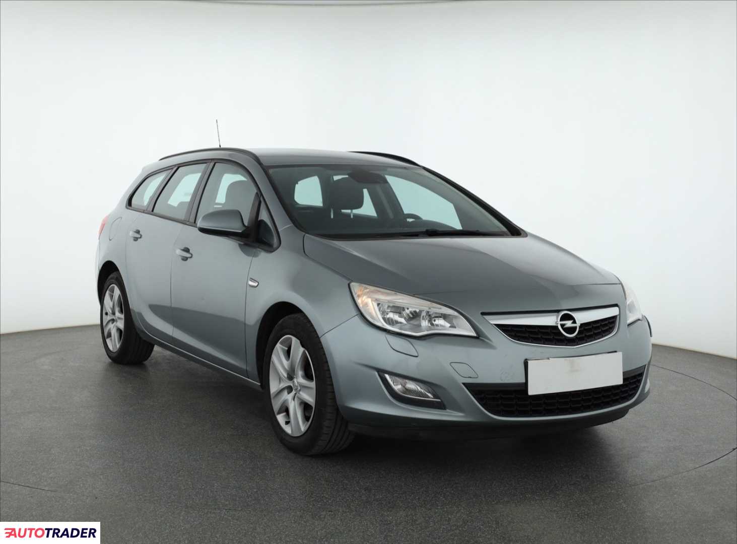 Opel Astra 2010 1.7 123 KM