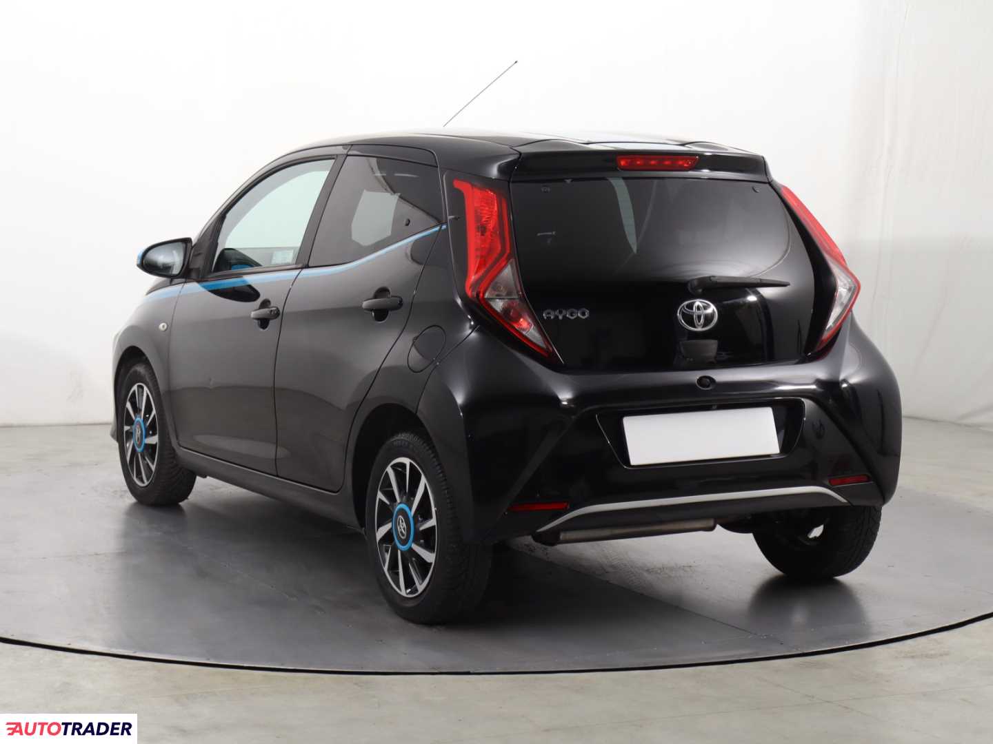 Toyota Aygo 2018 1.0 71 KM