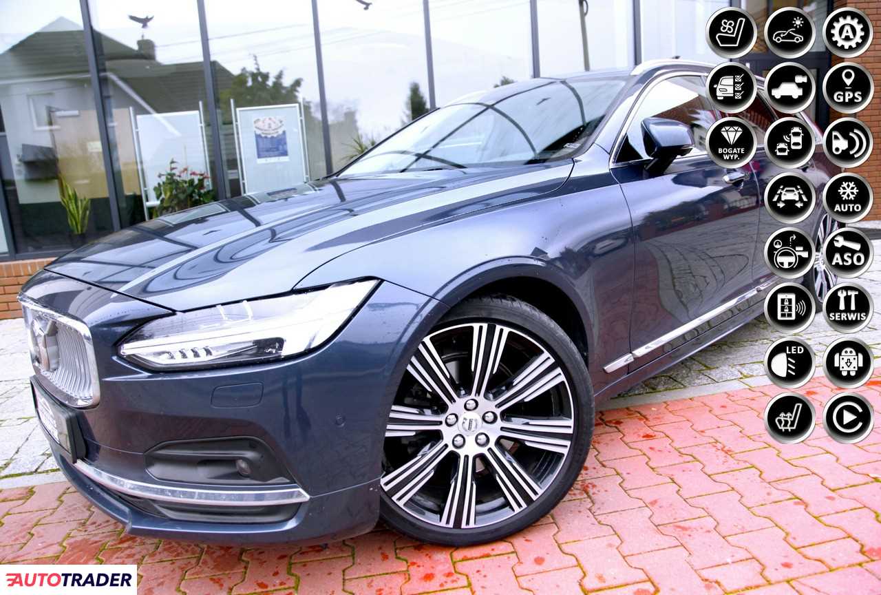 Volvo V90 2021 2.0 235 KM