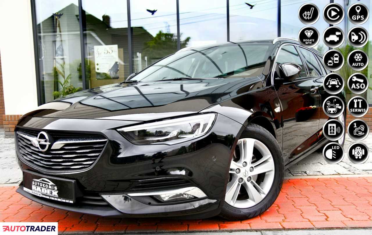 Opel Insignia 2018 1.6 200 KM