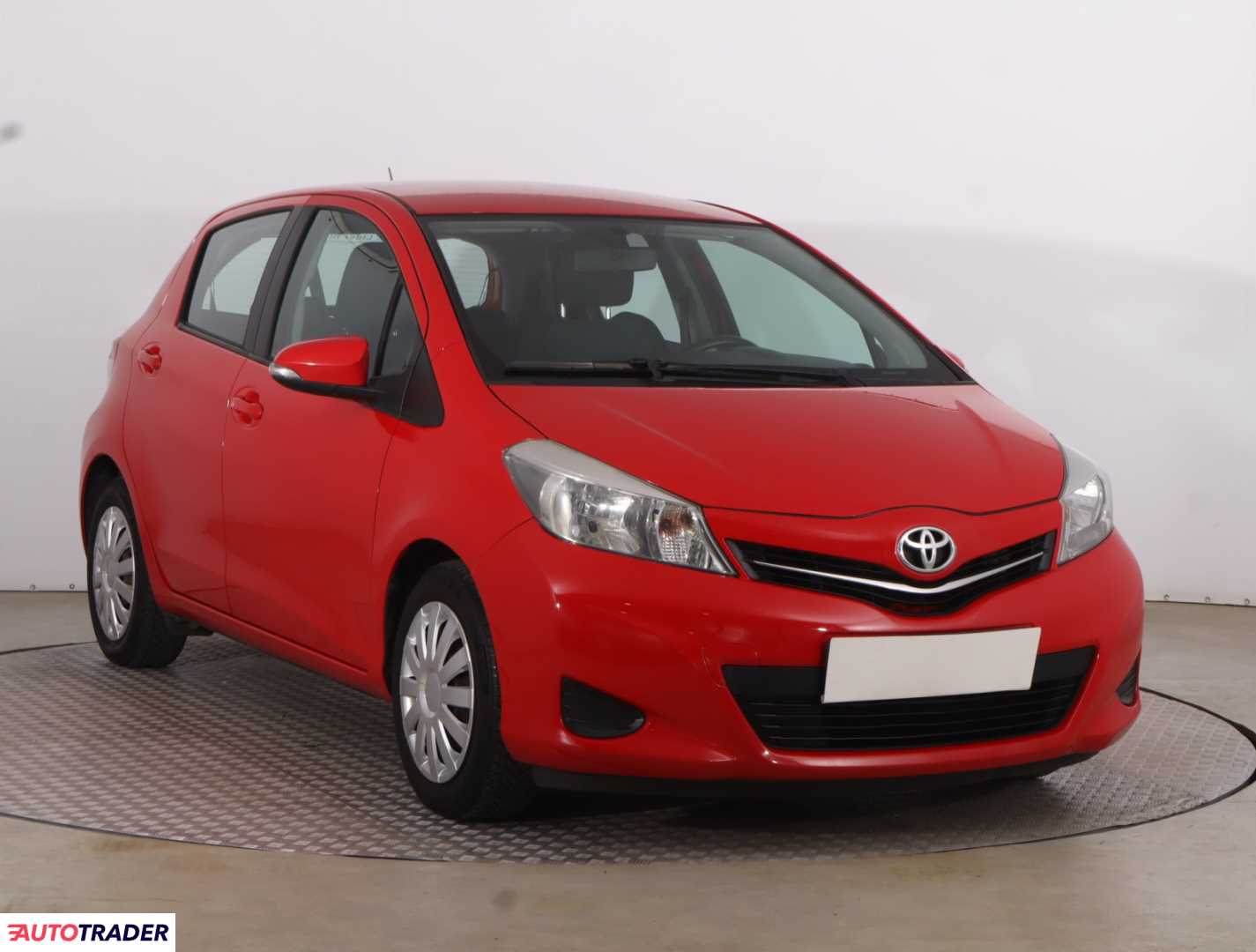 Toyota Yaris 2012 1.0 68 KM