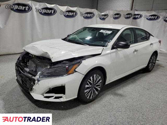 Nissan Altima 2025 2